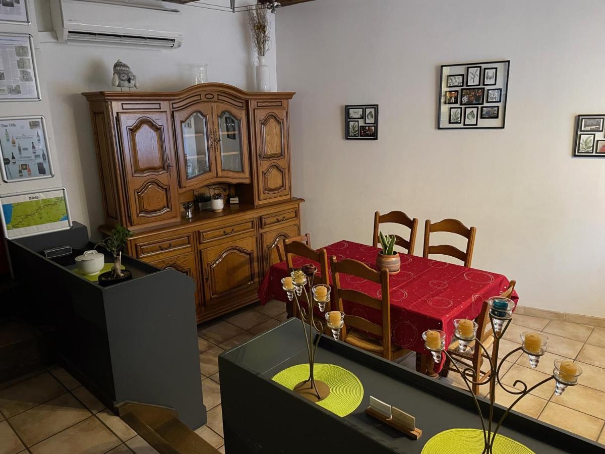 Chez Tifille Bed & Breakfast Естан Екстериор снимка
